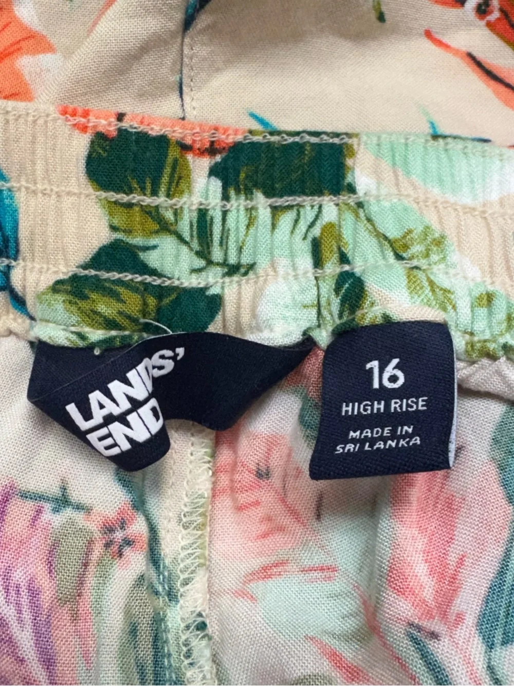 Lands End High Rise Camp Shorts Women’s 16